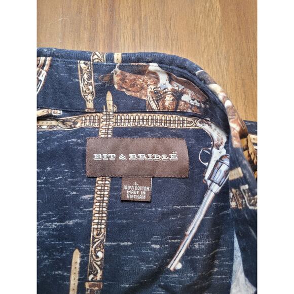 Bit & Bridle Men’s Western Shirt Size L Black Revolver Print Long Sleeve EUC - Picture 4 of 8